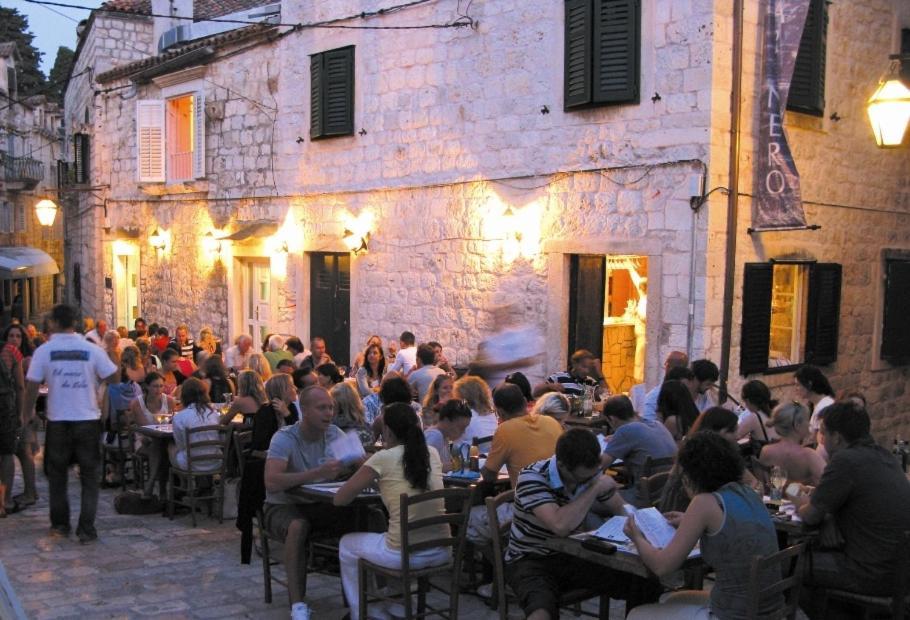 Hostel Marinero Hvar Town Exterior foto